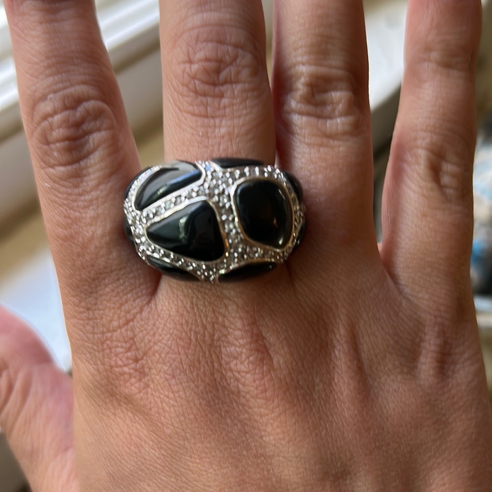 Bubble ring with onyx and faux diamonds!